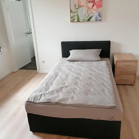 Altes Gesellenhaus منزل للإقامة